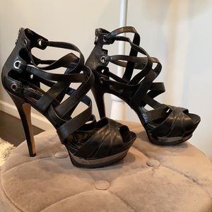Velvet Angels black leather sandals size 37